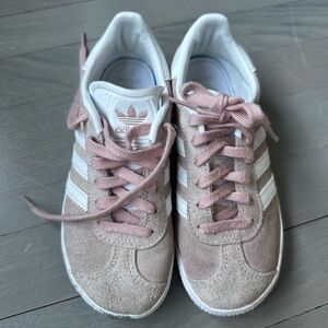Adidas Gazelle pink sneakers sz 13